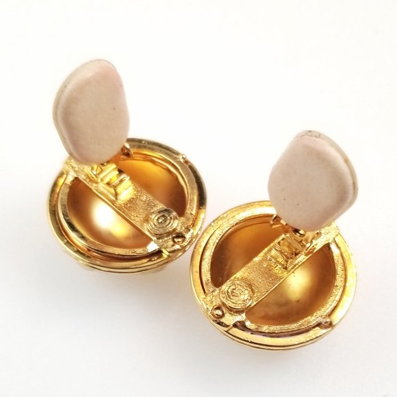 Vintage Hillary Paige Dome Clip On Earrings - Picture 5 of 5